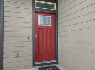 2706 E 33rd St, Vancouver, WA 98661