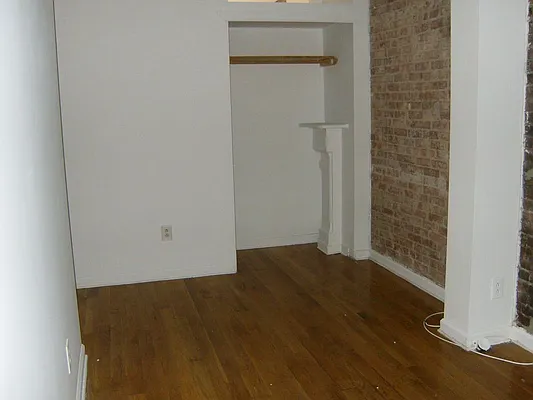 Rented by Sky Management | media 26