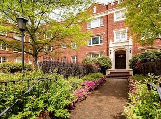 120 W Highland Dr APT 425, Seattle, WA 98119