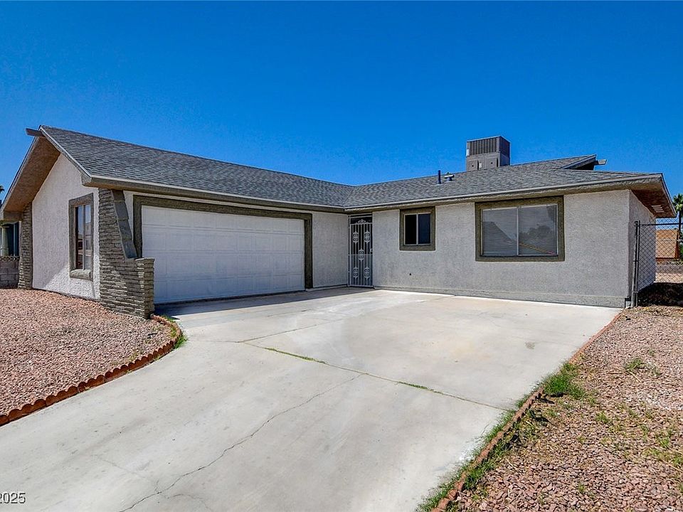 4484 Bennett Dr, Las Vegas, NV 89121 | Zillow