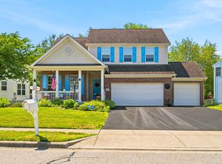 327 Pagoda Ct, Pickerington, OH 43147