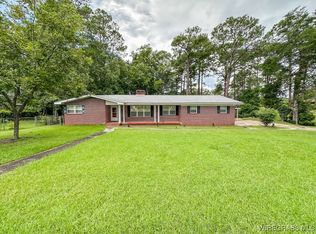 305 N Hillcrest St, Geneva, AL 36340