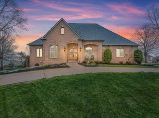 100 Mimosa Dr, Gallatin, TN 37066