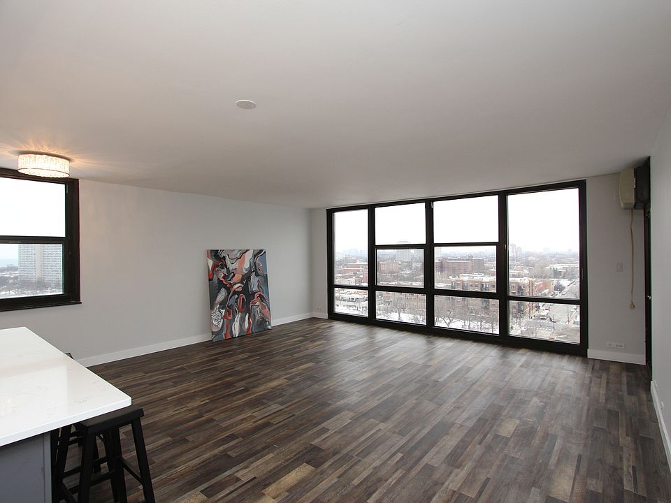 1st image of 3001 S Michigan Ave Unit 1202