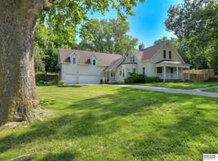 405 W Oak St, Hooper, NE 68031