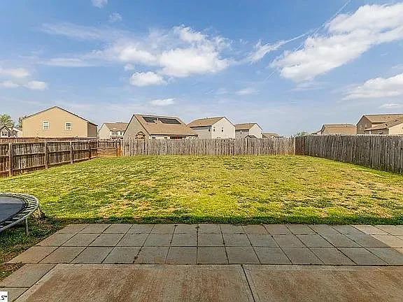 374 Hartleigh Dr — Photo 6