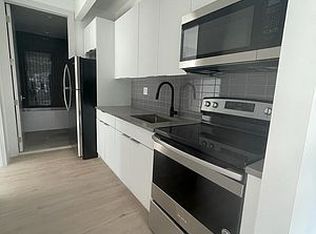 458 Cyrus Pl APT 4C, Bronx, NY 10458