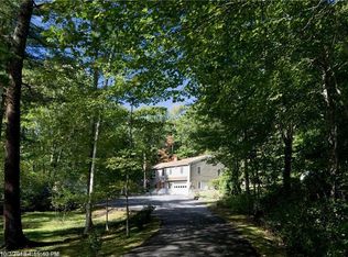 35 Bartlett Rd, Kittery Point, ME 03905