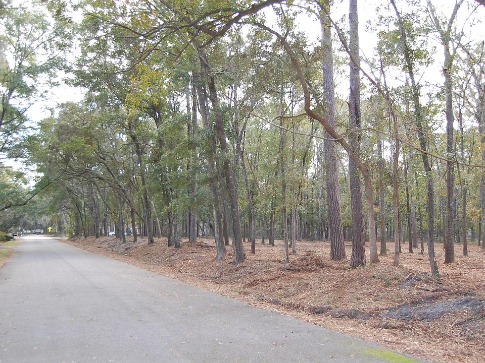 1st image of 4 Hickory Road