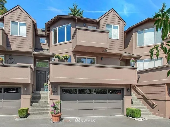 11424 NE 86th St, Kirkland, WA 98033