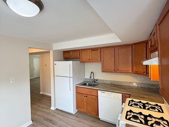 4th image of 6304 W Bloomingdale Ave APT 1W