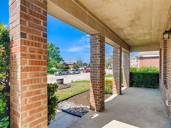 2nd image of 7133 Lanyon Dr