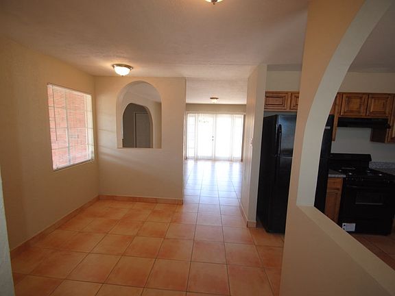 3rd image of 4038 W Cavalier Dr