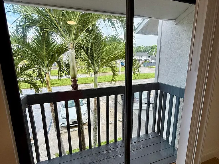 3104 Poolside Dr — Photo 16