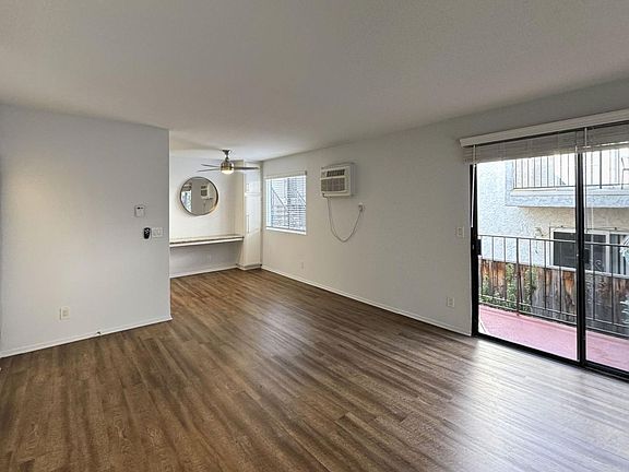2nd image of 4071 McLaughlin Ave #5