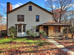 921 Shepard Ave, Hamden, CT 06514