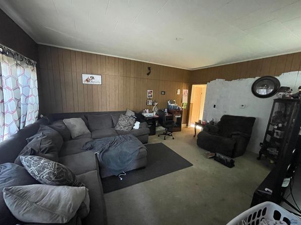 rapid-city-south-dakota-2055531309 picture