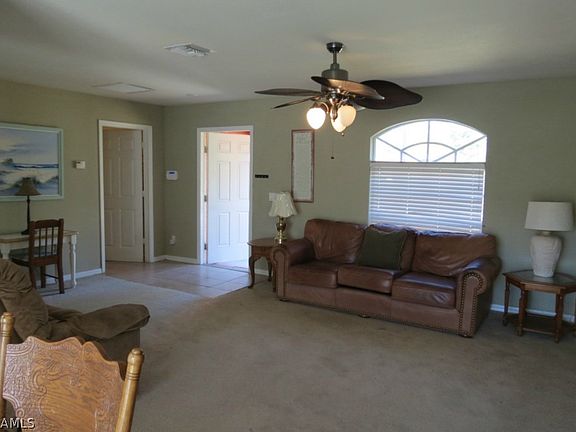 3rd image of 1068 Merry St E