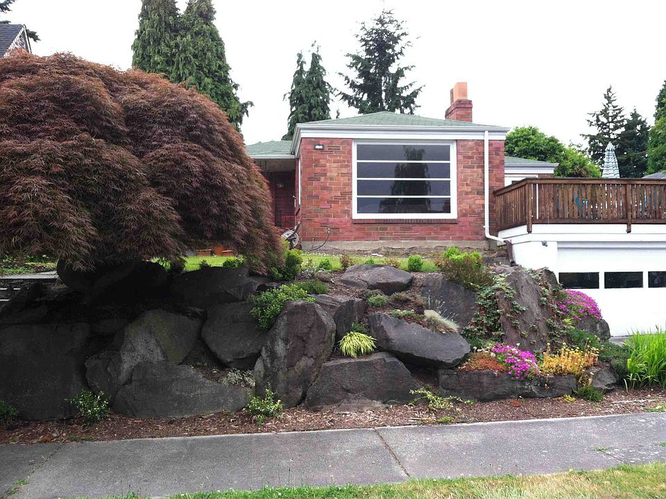1st image of 4545 51st Ave NE