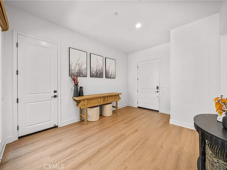129 Coldwater — Photo 13