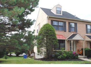 329 Scola Rd, Brookhaven, PA 19015