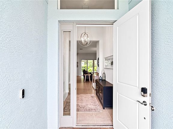 3rd image of 4811 Arabella Cir
