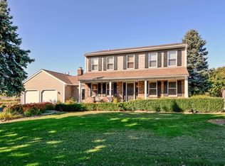 37 Appaloosa Ln, Oswego, IL 60543