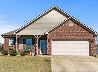 961 Alise Cir, Fultondale, AL 35068