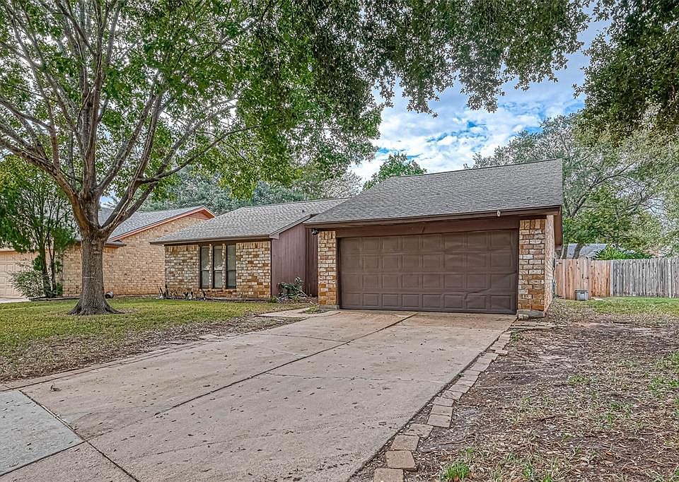1st image of 2523 Buffalo Trl