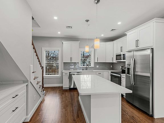 2nd image of 57 Lincoln St #B