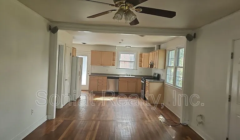 4427 Ware Ave — Photo 3