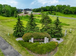 1780 River Shore Dr, Hastings, MN 55033