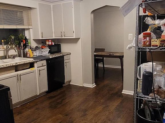 5th image of 4115 E Outer Dr