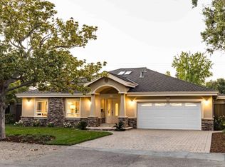 909 Clinton Rd, Los Altos, CA 94024