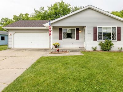1908 Grant Pl, Port Huron, MI, 48060