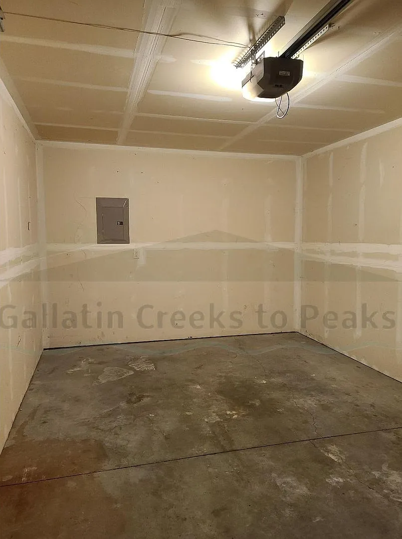 3040 York Street — Photo 3