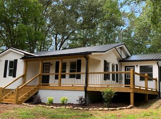 106 Lake Forest Dr, Blue Ridge, GA 30513