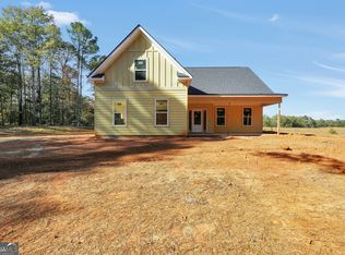 51 Oak Rd, Locust Grove, GA 30248