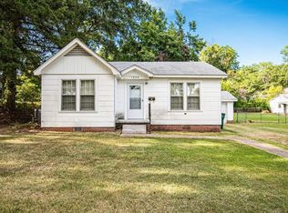 1004 W Cedar St, El Dorado, AR 71730