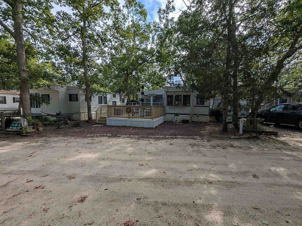 1st image of 561 Corson Tavern Rd #R13