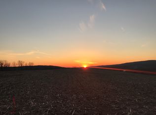 132 Acorn Ln, Lancaster, PA 17543