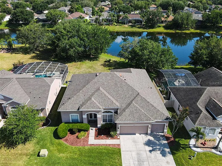 4925 Brightmour Cir — Photo 59