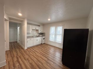 2415 E St APT 7, Omaha, NE 68107