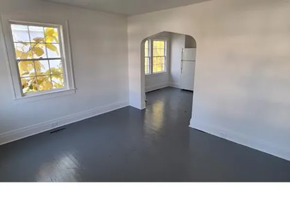 1925 Bagley St, Flint, MI 48504