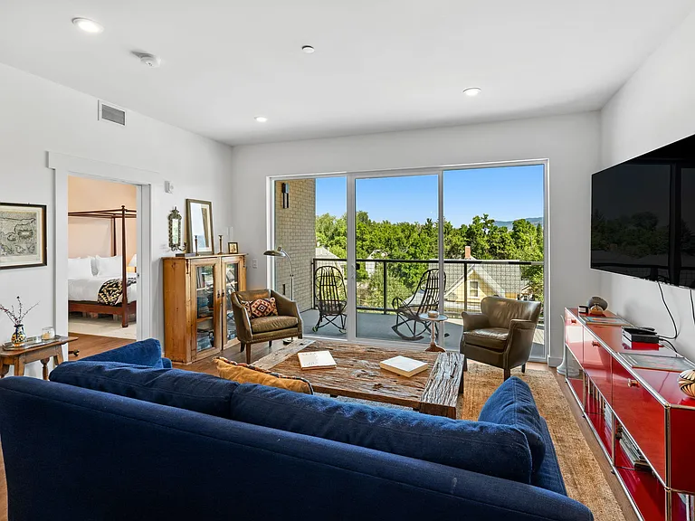 116 N Bozeman Ave #308 — Photo 40