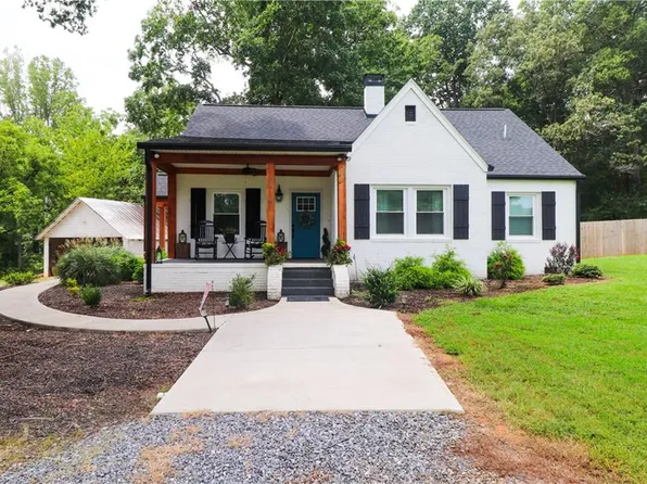 1510 Griffin Rd, Madison, NC 27025