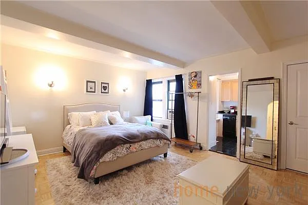 Rented by New York is Home | media 15