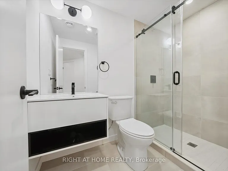 367 Howland Ave #2 — Photo 10