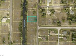 3590 NE 9th Pl, Cape Coral, FL 33909