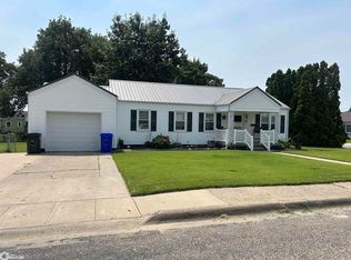 33 Storms Ct, Fort Madison, IA 52627